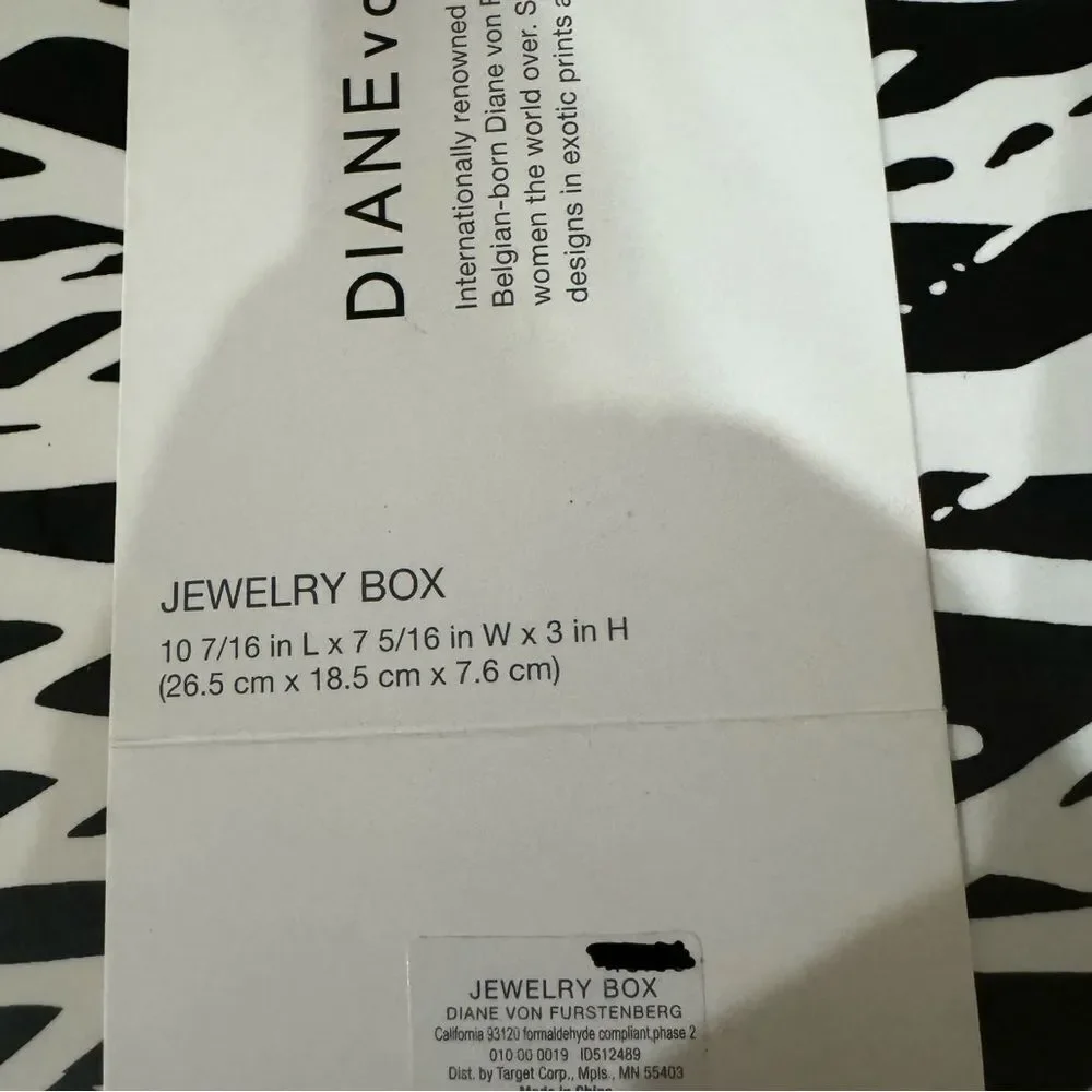 NEW Neiman Marcus Diane Von Furstenberg DVF Black White Jewelry Box